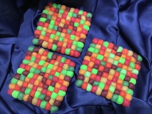 3 WOOL FELT BALL hot mats TRIVETS handcrafted NEVER USED! new! EXCELLENT!