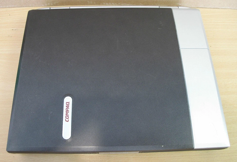 Compaq Evo N1020v 15" Laptop Pen4 2.0Ghz No Ram No CD-Rom No HDD No Adapter - Image 2 of 4