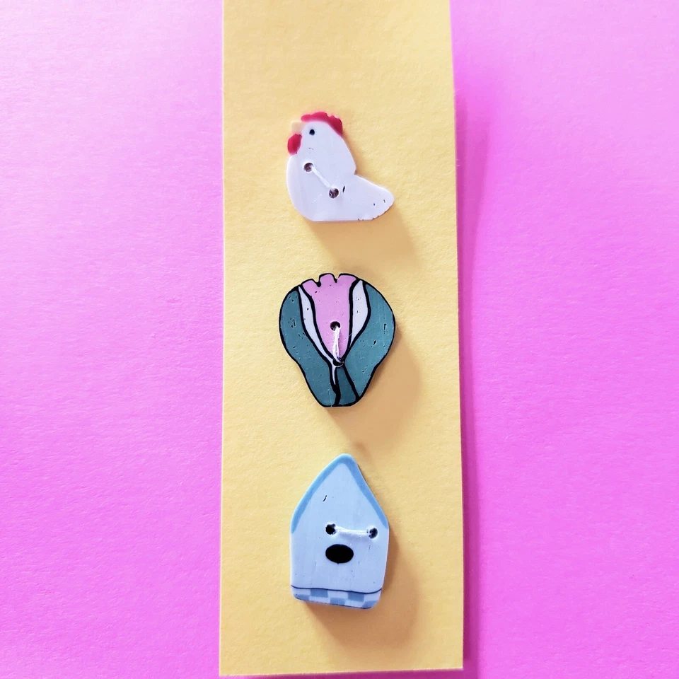 Vintage Buttons Country Birdhouse Flower Chicken 2-Hole Lot of 3 Flat Back New - Image 2 of 4