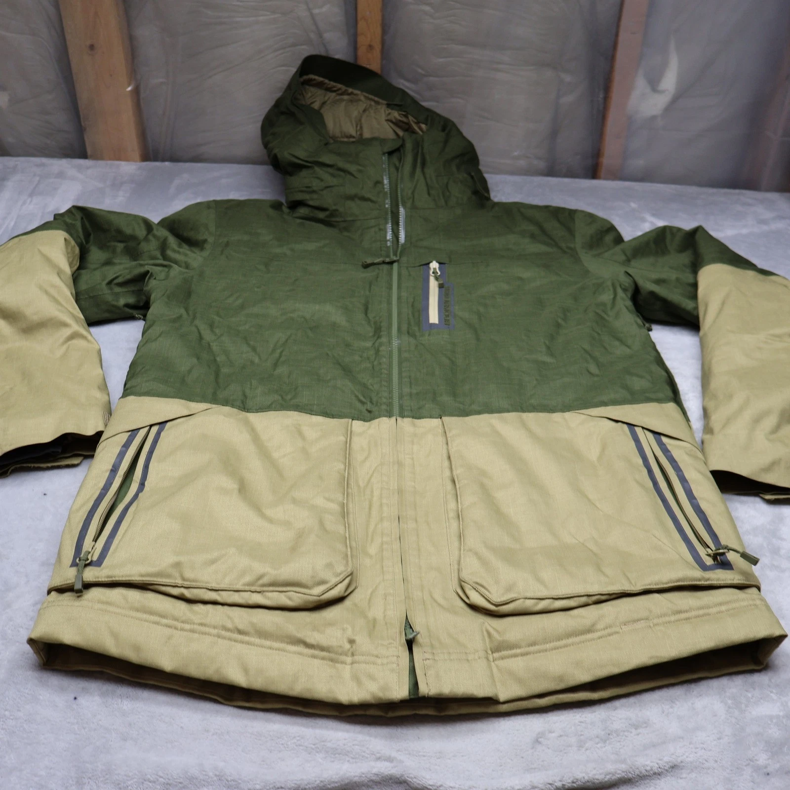 Under Armour Down Jacket Mens Large Green Storm 700 Fill Puffer Winter Ski Snow
