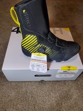 45NRTH RAGNARÖK Mountain Bike Winter Boots Size 42 Men's w/ SPD Cleats