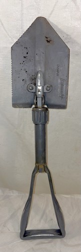 VINTAGE COLEMAN ALL STEEL FOLDING CAMP SHOVEL w/SERRATED EDGE