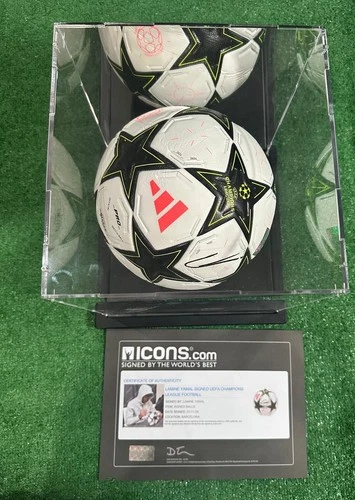 Lamine Yamal soccer ball signed  Authenticated by Icons