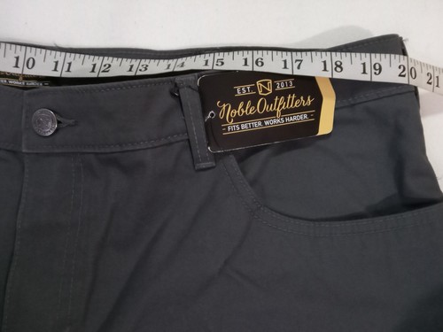 NOBLE OUTFITTERS Shorts Women's Size 20 Gray Cargo Canvas Stretch Flex UPF 50+ - Picture 4 of 9