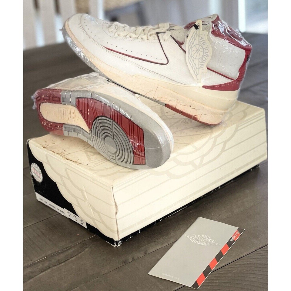 DEADSTOCK 1986 NIKE AIR JORDAN II SZ 10 WITH OG BOX & ACCESSORIES MADE