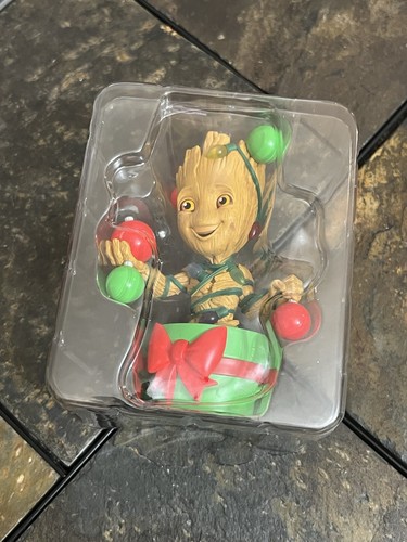 Hallmark Keepsake - O Christmas Groot - Magic - 2024 **NUEVO / ENVÍO GRATUITO** - Imagen 8 de 13