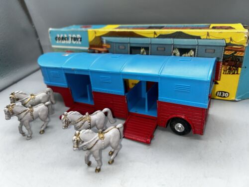 Corgi Chipperfield's 1130 - Circus Horse Transporter with Horses In Original Box - Picture 17 of 23