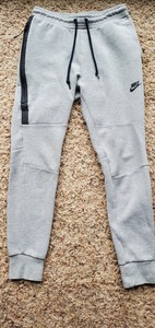 calça nike moletom tech fleece cinza