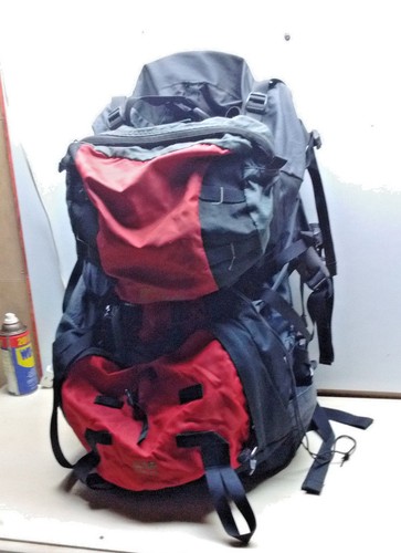 Lowe Alpine Sirocco II Hiking Trailing 