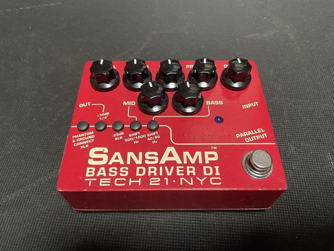 Tech 21 SansAmp Bass Driver DI V2 Limited Color Vermilion Tech 21 SansAmp Bass Driver DI V2 Limited Color Vermilion