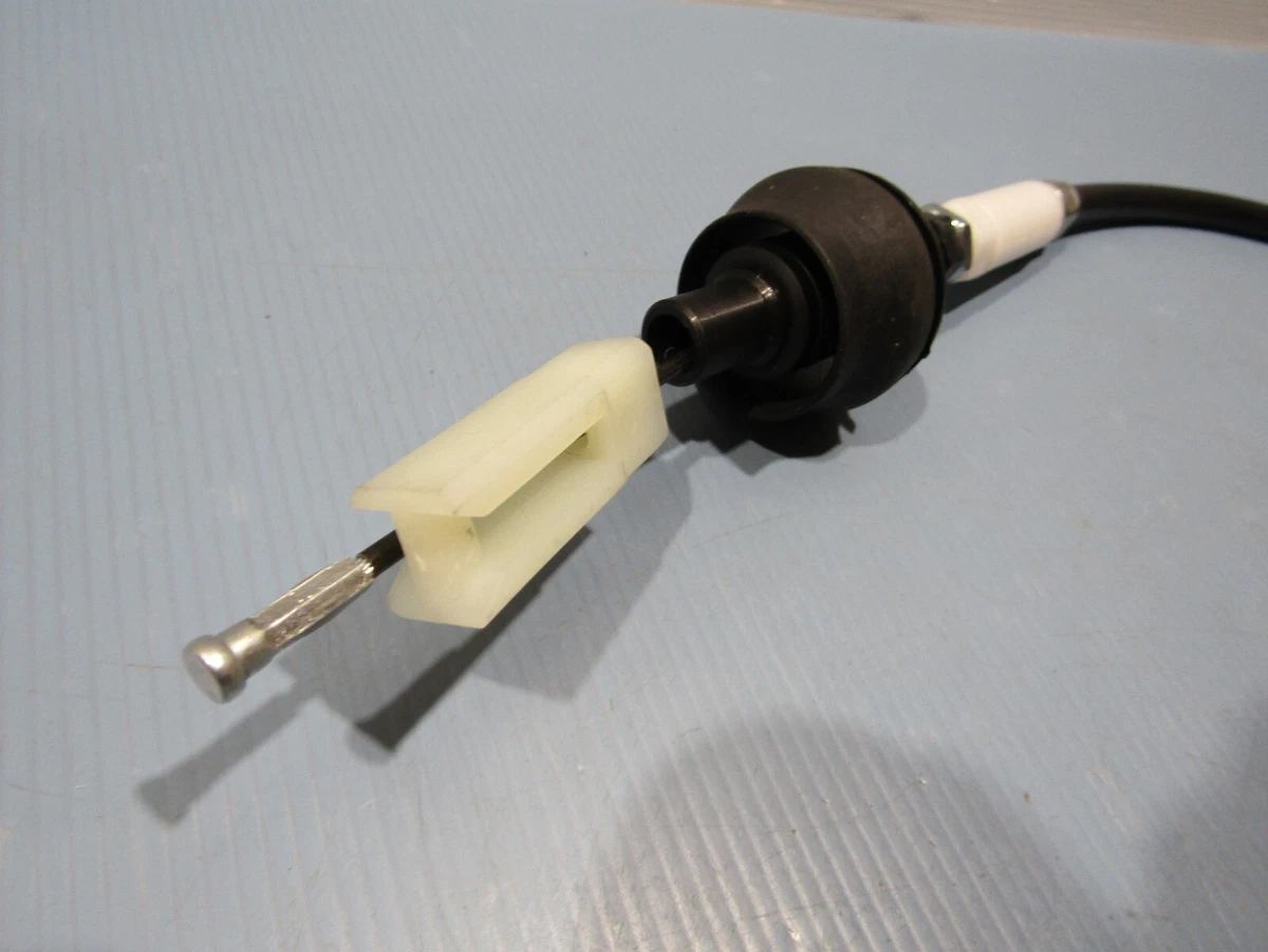 93-02 Peugeot 306 1.4 1.6 Clutch Cable Eurorepar Genuine P/N  