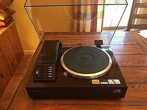 Technics SL-M3 Quartz Direct Drive Turntable - Picture 2 of 12