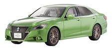 Kyosho Original 1/18 Toyota Crown Hybrid Athletes S Bright Green Resin Model Car