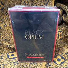 Yves Saint Laurent Black Opium Over Red Eau d...