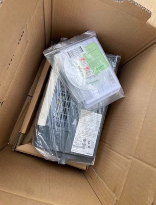 Schneider frequency converter ATV71HU75N4Z 7.5KW Brand new original