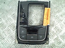 HANDBREMSSCHALTER Skoda Karoq SUV 1.5 TSI 16V (DPCA) 2019 566927225A