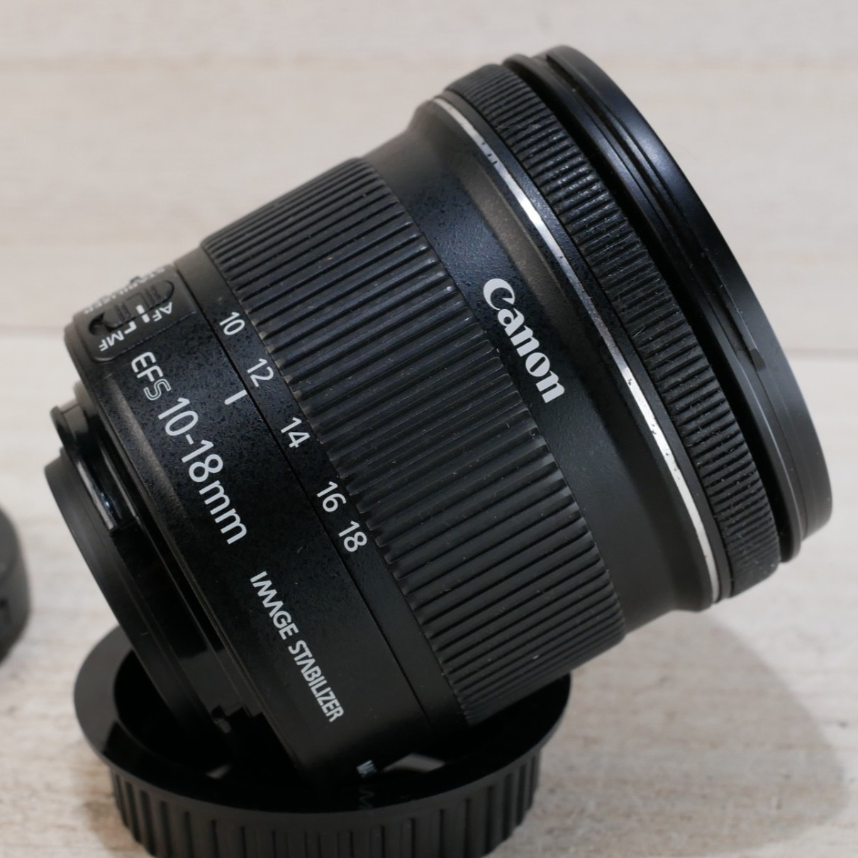 Canon 10-18mm f/4.5-5.6 STM Wide Angle Zoom Lens *GOOD/TESTE