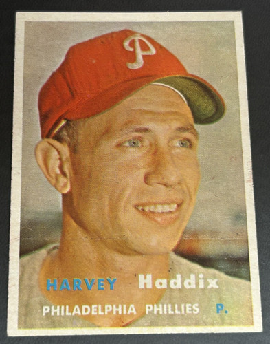 Harvey Haddix #265 1957 Topps card