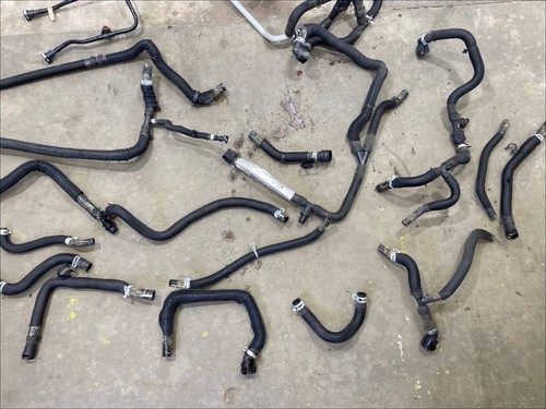 Pipe, coolant Chrysler Pacifica 2018 - Picture 12 of 12