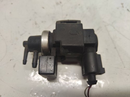 Audi A4 S4 B6 8E 8H 2002 Diesel 96kW Turbolader Druckwandler Magnetventil