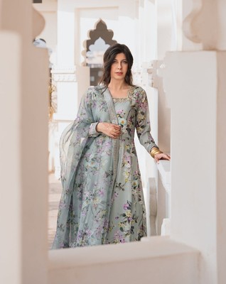 Pakistani Shalwar Kameez Dupatta