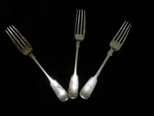 Vintage Fiddle Back Forks 3 Silver Plated D&A A1 EPNS Cutlery Flatware Monogram