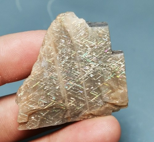 Raw Natural Golden Blackcurrant Iolite Stone Cordierite Stone Reiki Healing - 第 1/8 張圖片