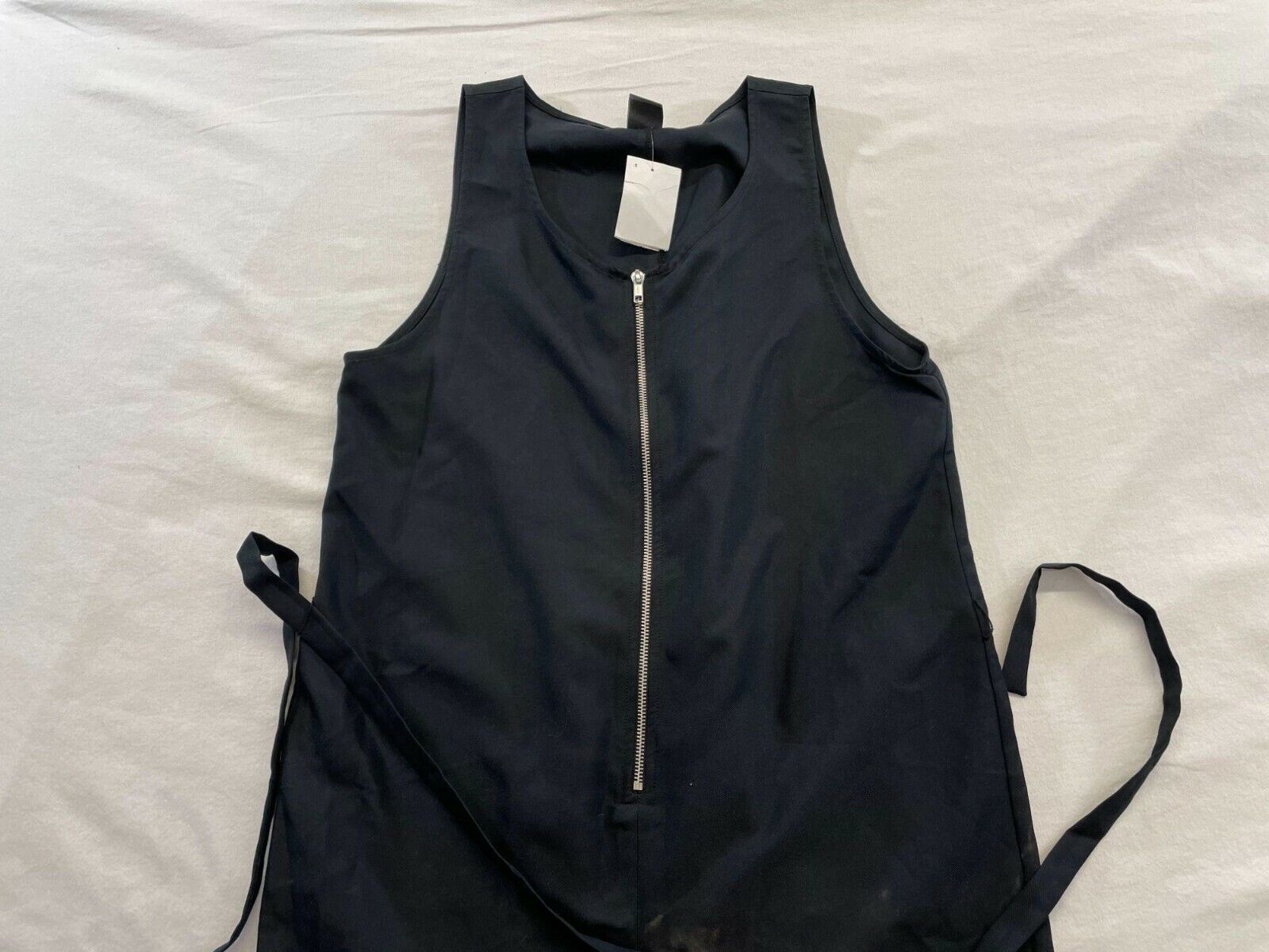 Picture 1 of 4