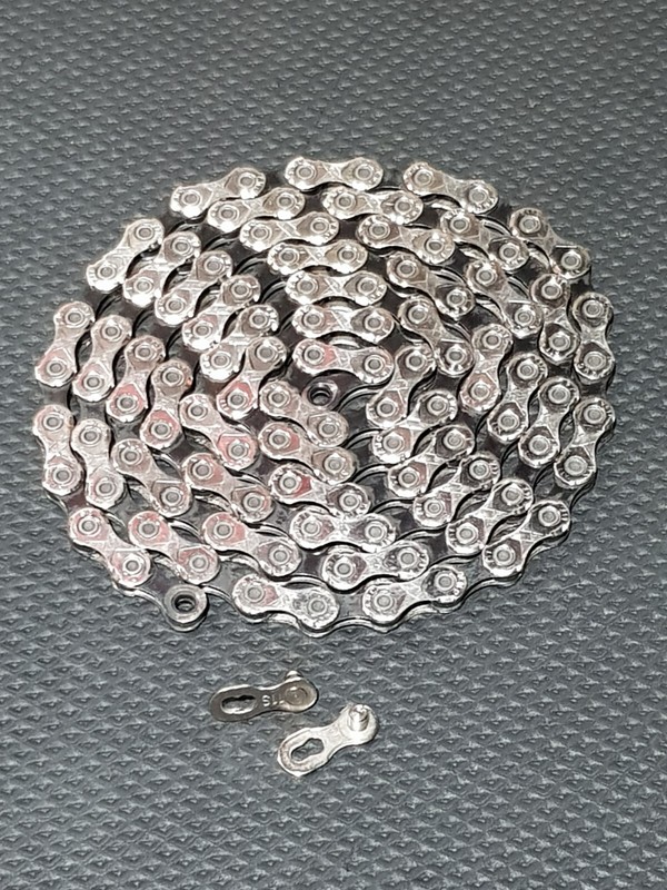 KMC X11 Road Bike Chain 11 Speed - Low Mileage