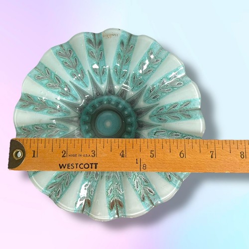 Vtg Signed Higgins 6.5” Fused Glass Fern Ruffled Ashtray Grey-Green & Baby Blue - Picture 10 of 10