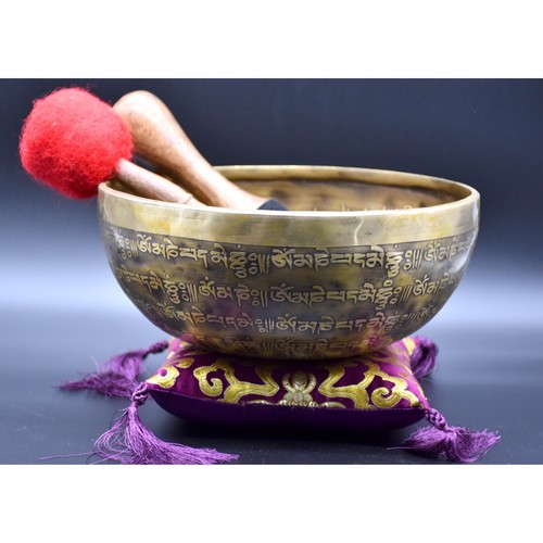 Full Mantra carved singing bowl-9 inches Diameter-yogi bowl-Meditation-chakra - Picture 2 of 5