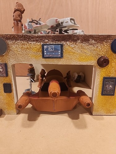 CUSTOM SPACEPORT BUILDING PLAYSET DIORAMA STAR WARS 3.75 1:18 SCALE - Picture 5 of 11