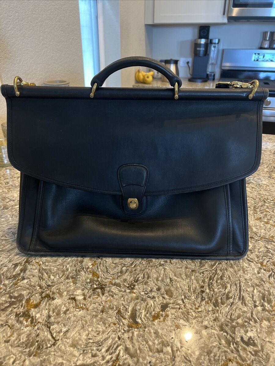 90's Vintage Coach 5266 Beekman Vintage Black Leather 90's Vintage Coach 5266 Beekman Vintage Black Leather