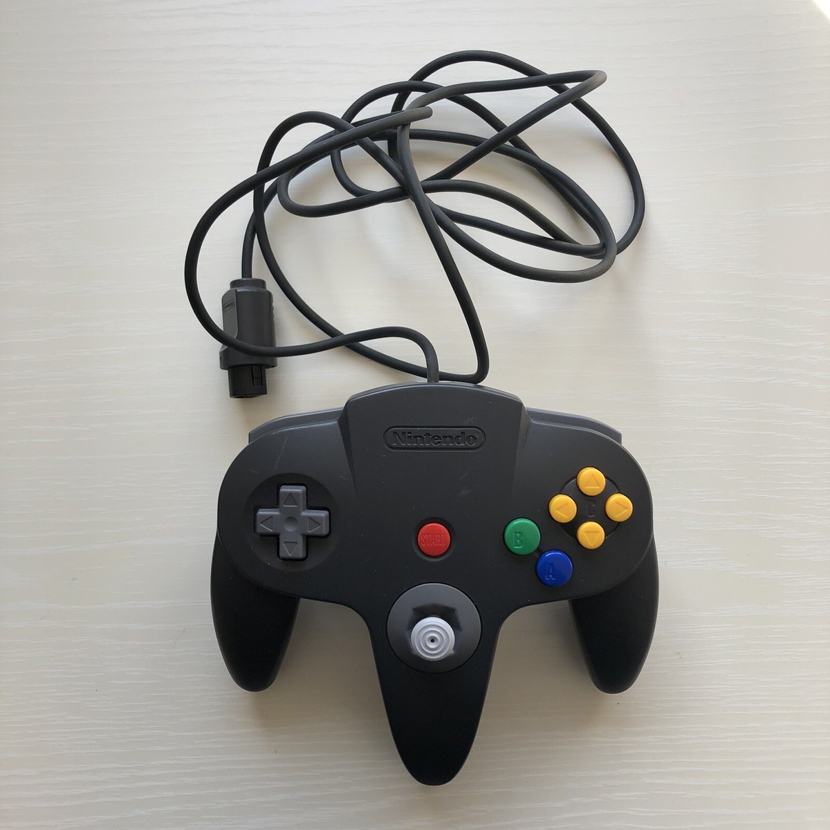 Nintendo 64 N64 Black console w/one Controller NUS-001 (JPN Nintendo 64 N64 Black console w/one Controller NUS-001 (JPN