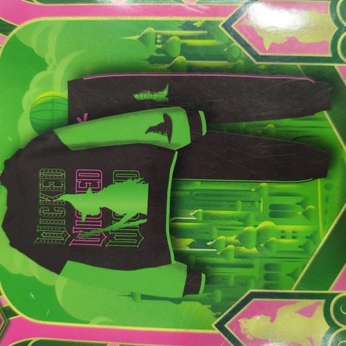 Wicked Character Girls 2-Piece Fleece Set Size XS (4/5) AA2 - Picture 3 of 10