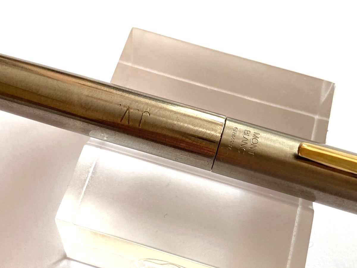 Vintage Montblanc Noblesse 14 K 585 Gold EF Nib Fountain Pen