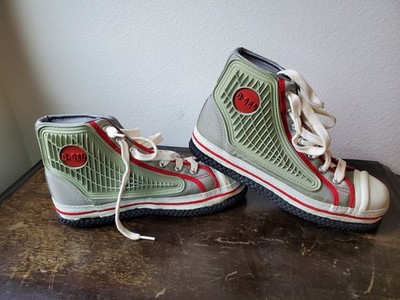 Vintage D-Gel Broomball Ice Shoes Broom Ball Curling Mens Size 7 Gray Red