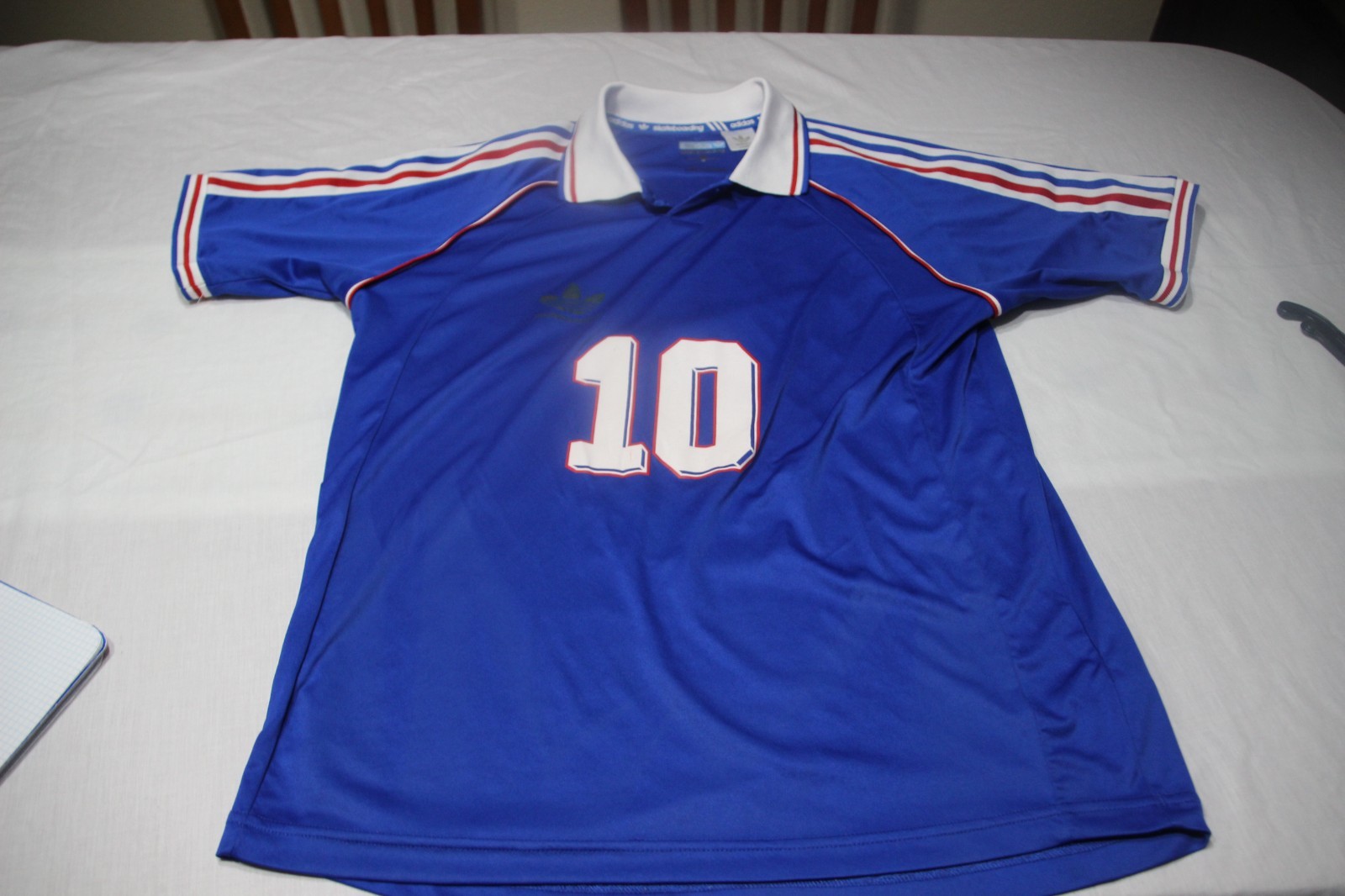 CAMISETA OFICIAL VINTAGE SELECCION FRANCIA MARCA ADIDAS TALLA M DORSAL 10 PUIG