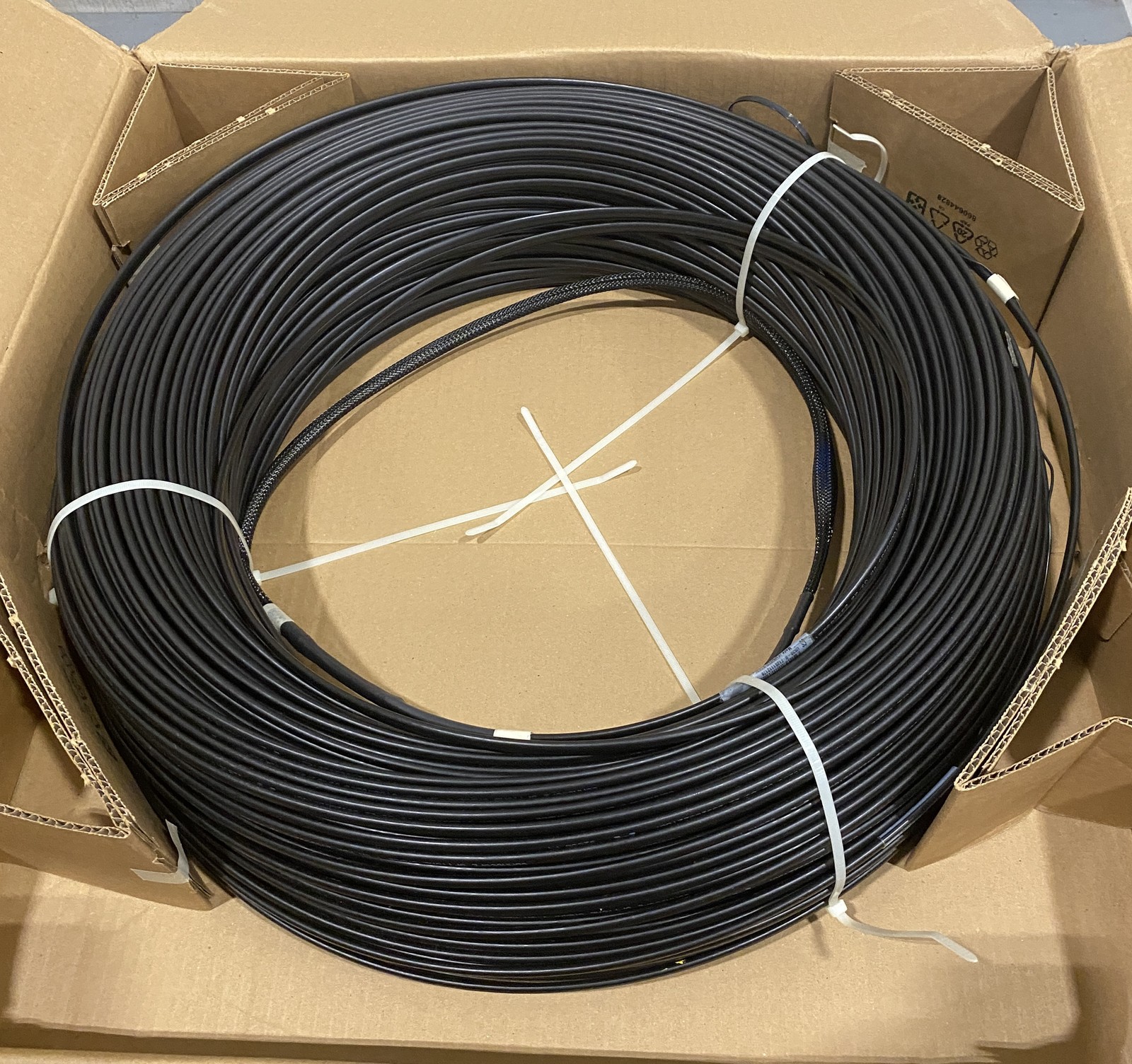 CommScope 1000' Fiber Optic Cable FHD-H01D-1000F