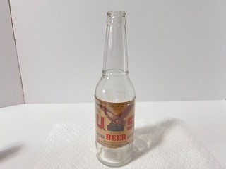 VINTAGE U.S. LAGER BEER BOTTLE RED BLUFF CALIFORNIA IRTP LABEL