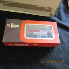 Vintage Lima HO Scale Esso Train Carriage Made in Italy