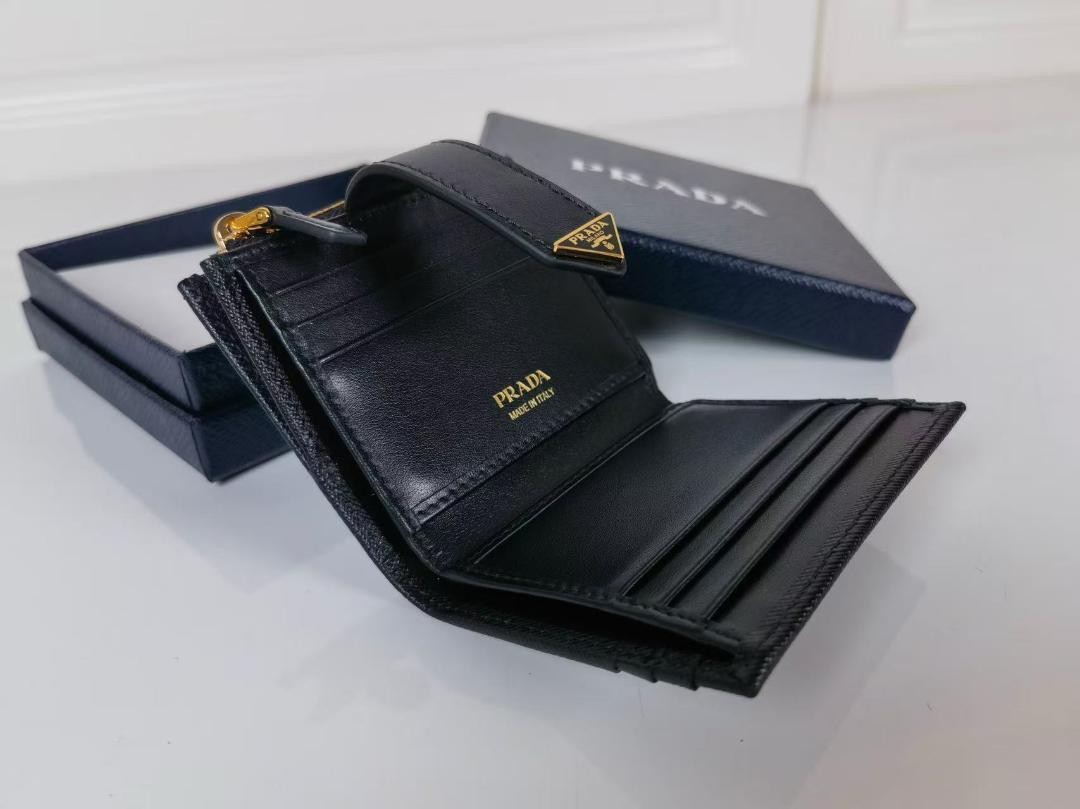 Prada Men's Black Leather Card Case Coin Purse – Slim Fold Wallet