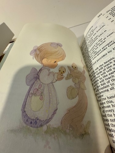 Precious Moments Bible New King James 1985 Nelson 271B blue mist - Imagen 5 de 7