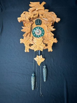 Kaiser Quartz Bird Maple Leaf Cuckoo Clock Made In Korea -Works