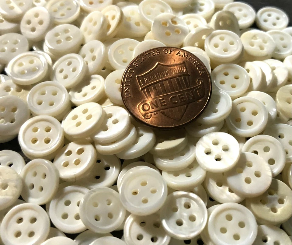 仅 8 件! 小奶油白色珍珠母拖把按钮几乎 3/8 英寸 9 毫米 11552 — 第 2/4 张图片