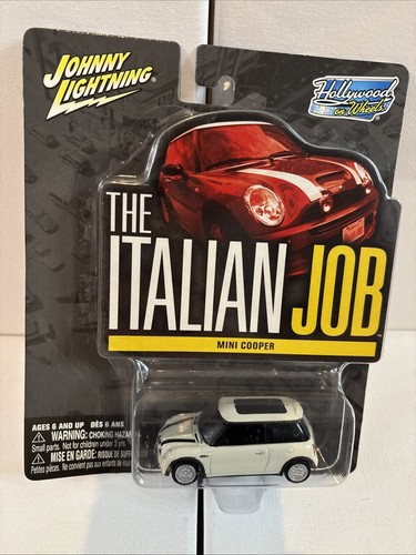 Johnny Lightning The Italian Job Muddy Version Mini Cooper S 1/64 Car New