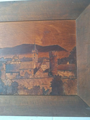 Tableau EN marqueterie sur bois paysage village. Broche signée Clauss - Photo 3 sur 10