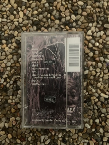 Vs. Pearl Jam Cassette FIVE AGAINST ONE 1993 First Pressing Run Vedder Epic VTG - Picture 2 of 4