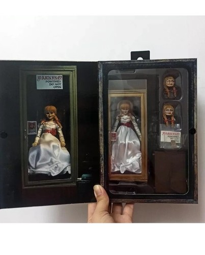 ANNABELLE COMES HOME NECA ACTION FIGURE 18 CM STATUA COLLECTION HORROR MOVIE - Imagen 3 de 5