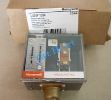 NEW HONEYWELL L404F1094 Pressure Switch  FedEx or DHL 